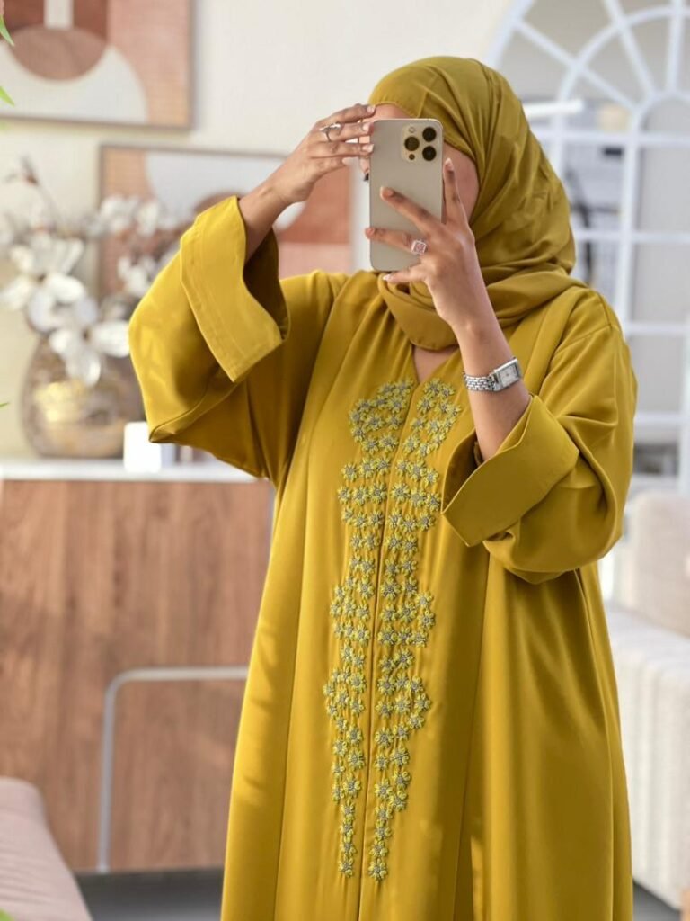 Noire Fern Abaya – ADO-1209