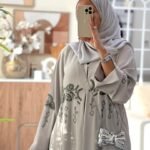 Aura Luxe Abaya black luxury abaya with elegant modern design