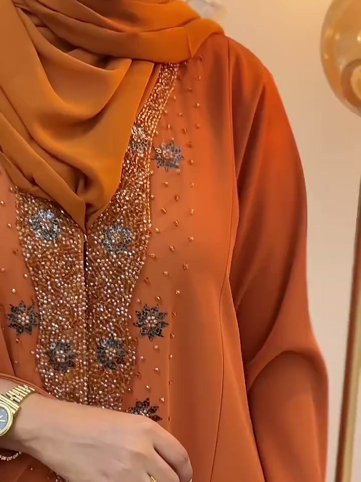 amber royal abaya
