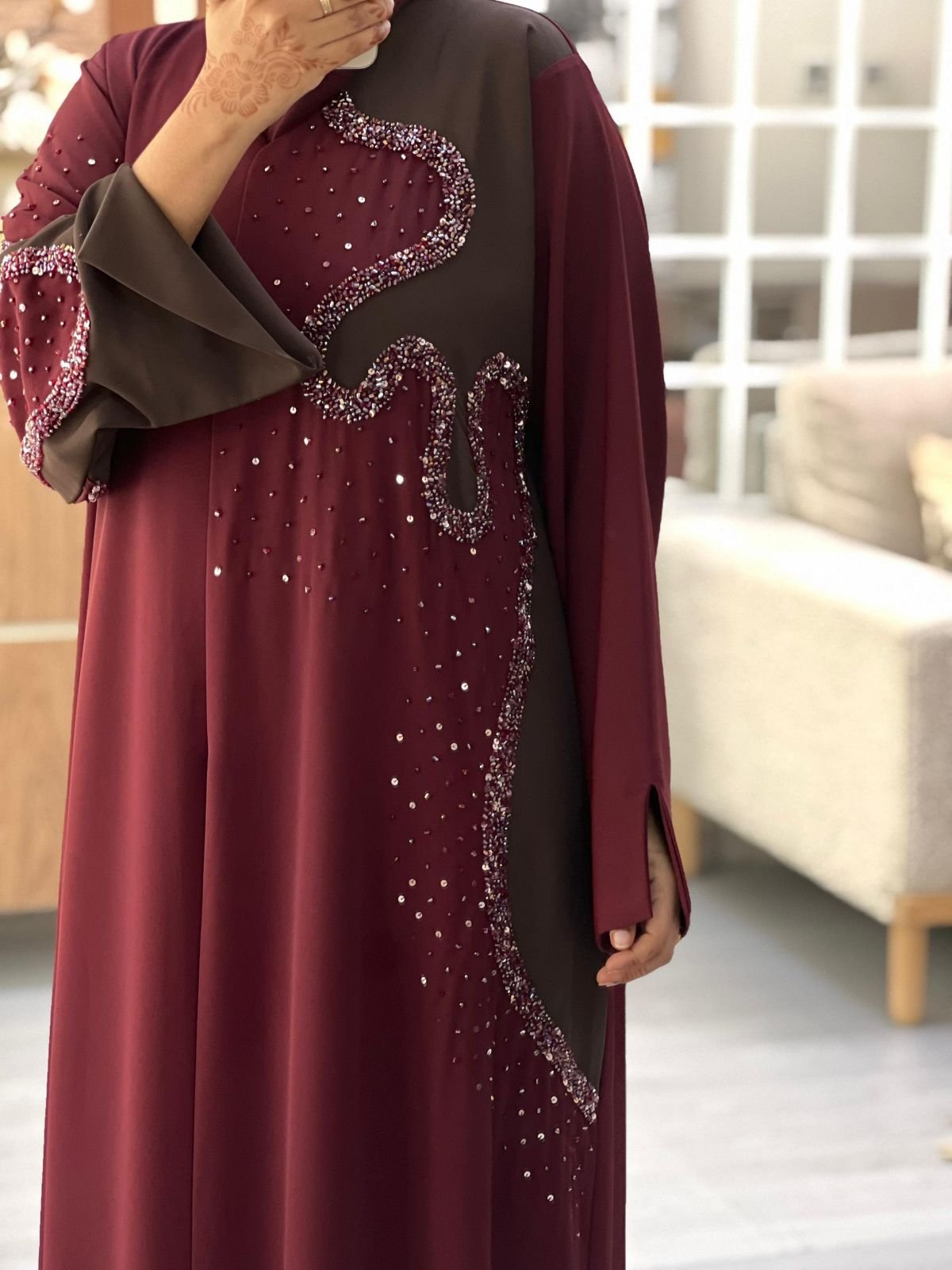 garnet-pearl-luxe-abaya-ado-1234