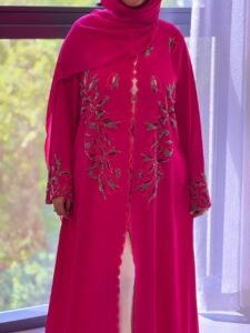 Day-to-Night Abaya Styling in Dubai